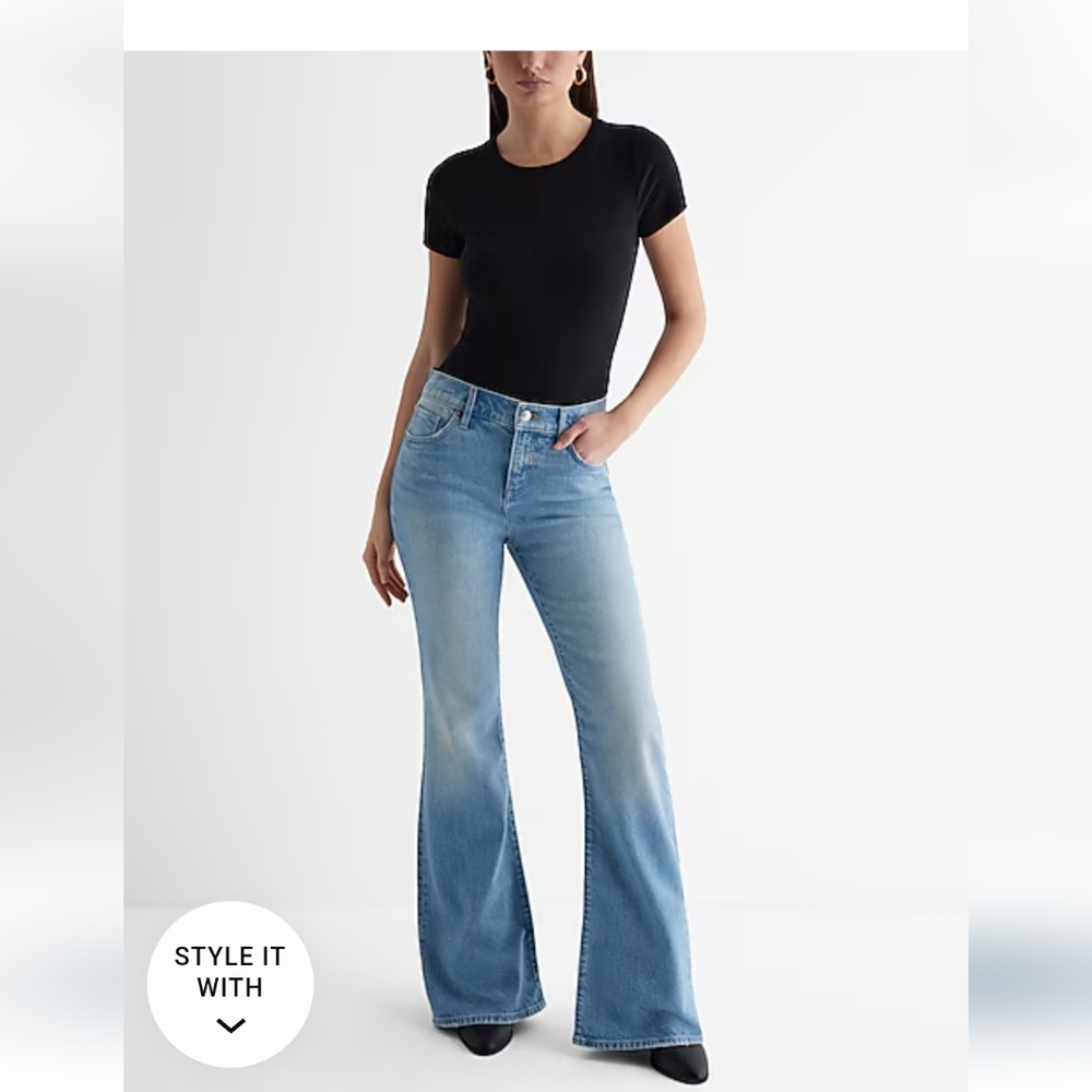 ✨️NWT✨️ Size 12 Petite Express '70's Flare Midrise Jeans